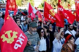 トルコで反ＮＡＴＯデモ、首脳会議前に左派勢力100人超拘束