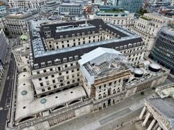 英利上げ観測強まる、国債利回り5月以来の高水準　湾岸緊張で原油高