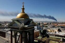 サンクトペテルブルクへの攻撃、経済フォーラムに影響なし＝クレムリン