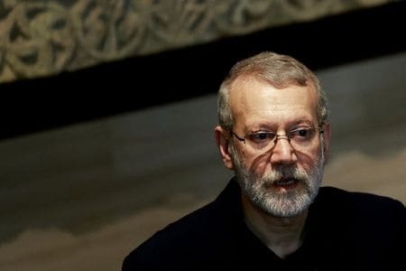 イランの最高安全保障委員会（ＳＮＳＣ）のラリジャニ事務局長。2024年11月、ベイルートで撮影。REUTERS/Thaier Al-Sudani
