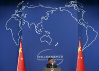 中国から消えた「尖閣」地図、無印良品を襲った焚書の炎