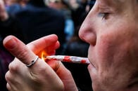 思春期に大麻を摂取してなければうつ病が防げたかも　米国で40万件