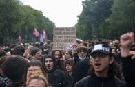 仏、24日の抗議活動に警官７万人動員　先週末の暴動再発警戒