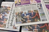 イラン攻撃のさなか、トランプが行った「執務室の祈祷」を中国がミーム化...パロディ動画が拡散中