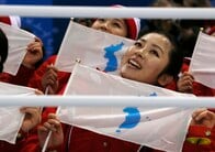北朝鮮、平昌五輪を機に平和攻勢で狙う「外交の金メダル」