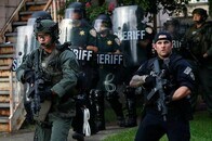 3カ国がアメリカ渡航に注意呼びかけ、黒人射殺めぐる抗議激化で