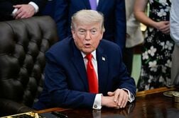 石油積んだ船舶がホルムズ海峡から航行開始＝トランプ氏
