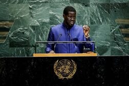 セネガル大統領、経済学者のロー氏を新首相に指名