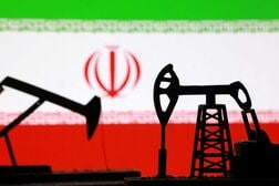 中国向けイラン産原油、米封鎖でオファー減少　価格上昇＝関係筋