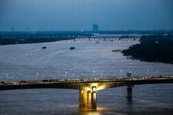 ベトナム、土地収用規則見直しを提案　経済成長促進へ