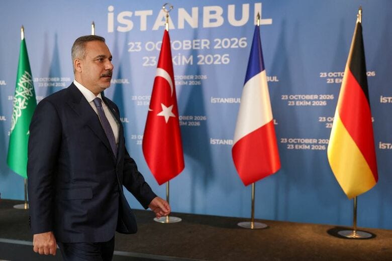 写真はトルコのフィダン外相。10月23日、イスタンブールで撮影。REUTERS/Murad Sezer
