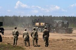 リトアニアの駐留米軍「見直し中」、交代部隊の時期と規模は不明＝国防相