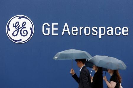米商務省は３日、航空機エンジン大手ＧＥエアロスペースに対し、中国国有航空機メーカーの中国商用飛機（ＣＯＭＡＣ）向けジェットエンジンの輸出許可停止を解除したと通知した。写真は２０２３年６月、フランスのル・ブルジェで撮影（２０２５年　ロイター/Benoit Tessier）