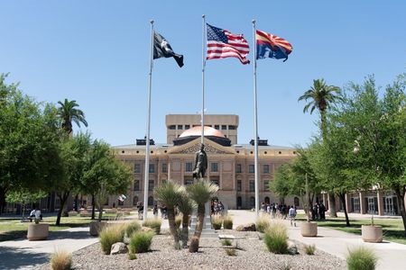　米西部アリゾナ州の最高裁（写真）は４月９日、人工妊娠中絶をほぼ全て禁止する１８６４年の法律の効力を再び認める判断を下した。同日撮影（２０２４年　ロイター/Go Nakamura）