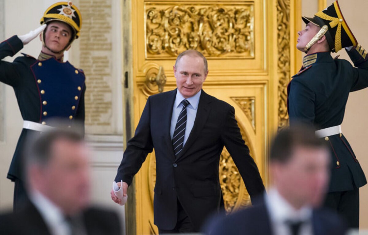 ロシアの新たな武力機関「国家親衛軍」はプーチンの親衛隊
