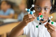 理系人材が育たない日本の硬直した科学教育