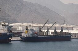 アングル：湾岸諸国、インフラ整備に重点投資　ホルムズ海峡封鎖で紛争耐性強化へ