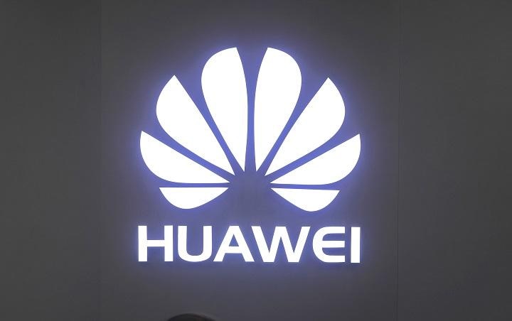 華人界の大富豪・李嘉誠氏がHuaweiを応援し始めた　Athit Perawongmetha-REUTERS