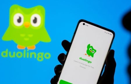 　８月５日、言語学習アプリの米デュオリンゴは、同社のアプリが中国の一部のアプリストアでダウンロードできなくなっていると表明した。６月撮影（２０２１年　ロイター／Dado Ruvic）