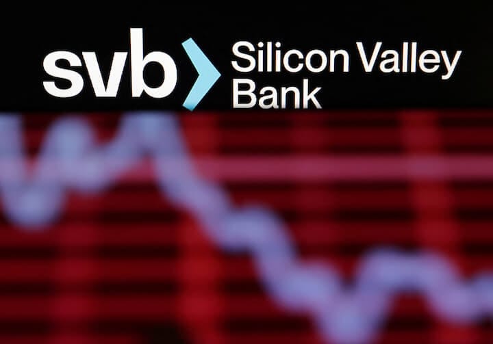 3月10日に米国のシリコンバレーバンク（SVB）の経営破綻が伝わり、米欧の金融市場の景色は大きく変わった...... REUTERS/Dado Ruvic/