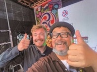 飛行機の中でもノーマスクが主流、世界はすっかり「コロナ明け」？