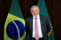 ブラジル大統領選、決選ならルラ氏がボルソナロ氏長男を僅差リード＝調査