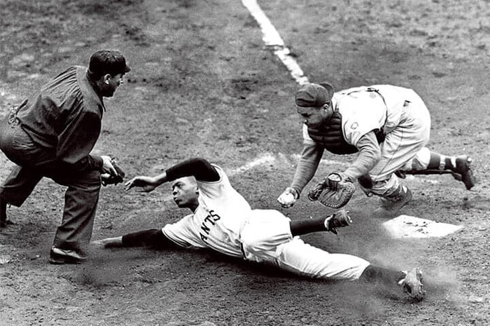 大谷翔平をベーブ・ルースやテッド・ウィリアムズなどの過去の名選手