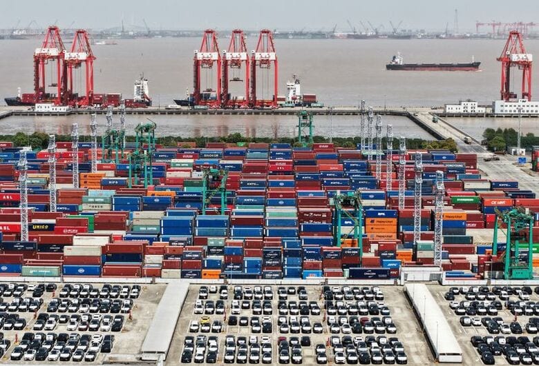 写真は2025年4月、中国・上海で撮影。China Daily via REUTERS