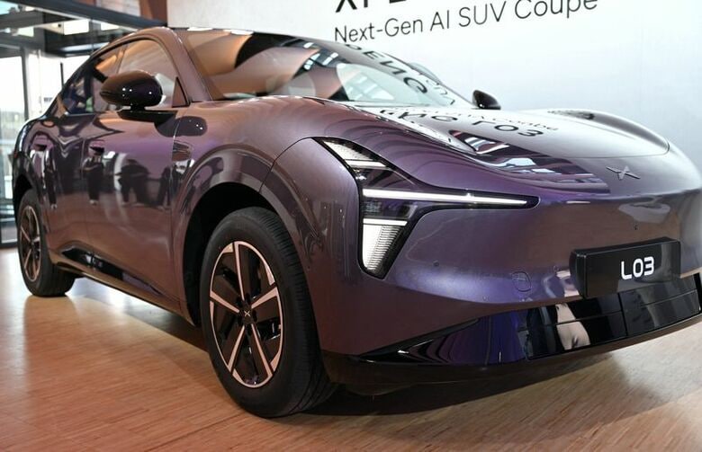 2026年7月16日、ドイツ・ミュンヘンで開催された自動車発表イベントで展示されたXPENG L03。 REUTERS/Fariha Farooqui
