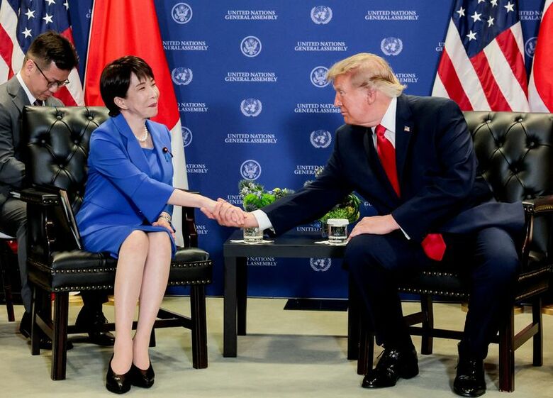 国連総会に合わせて会談した高市早苗首相（左）とトランプ米大統領。９月２２日、米ニューヨークで撮影（２０２６年　ロイター/Kylie Cooper）