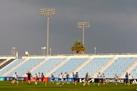 世界一自然災害リスクの低いカタールを竜巻が襲う　W杯への影響は？