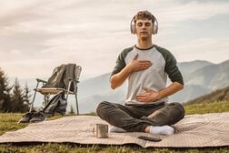 初心者にも効果あり！ほんの2～3分の瞑想が脳と心にポジティブ効果