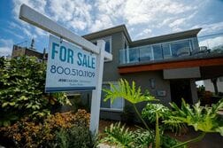 米新築住宅販売、9月は0.6％減の67.6万戸　金利上昇で需要低迷