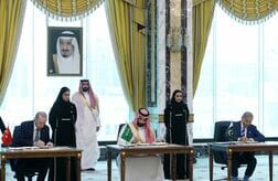 トルコ、パキスタン・サウジとの防衛協定の方針示す