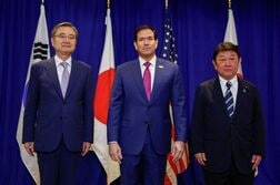 米国務長官、日韓外相と会談　米中首脳会談控え