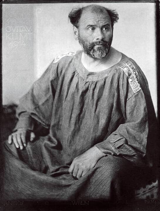 肖像画制作当時のクリムト（1914年）　IMAGNOｰBRANDSTAETTER IMAGES/GETTY IMAGES