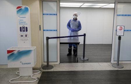 フランス政府は１６日、英国からの渡航者の入国を原則禁止すると発表した。英国で新型コロナウイルス感染者が再び急増していることを受けた措置。写真は３月１日撮影（２０２１年　ロイター/Eric Gaillard）