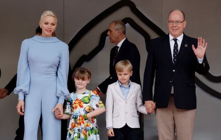 5月に行われたF1モナコグランプリでの一家　Benoit Tessier-REUTERS