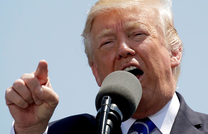 強情で常軌を逸していて誰の言うことも聞かないトランプ　Kevin Lamarque-REUTERS