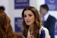 【ヨルダン王室】ラーニア妃に2つの「おめでた」──お嫁さんはキャサリン妃そっくり？