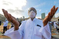 日本もひとごとではないイスラム教徒の土葬問題