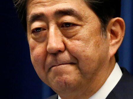 　９月２５日、安倍晋三首相は記者会見で、「与党で過半数を取れなければ下野する。私も辞任することになる」と明言した。写真は都内で同日撮影（２０１７年　ロイター／Toru Hanai）
