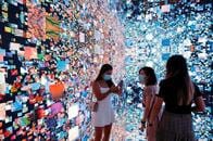 フェイスブックが1万人雇用を発表したメタバースとは何か　IT､ビジネスでにわかに流行