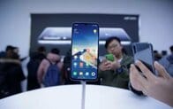 世界のスマホ出荷台数、今年は過去最大の落ち込みへ…メモリー半導体不足「これまでで最も深刻」