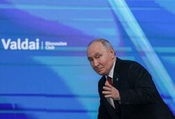 プーチン氏、世界市場にディーゼル燃料供給せず　対ロ制裁解除まで