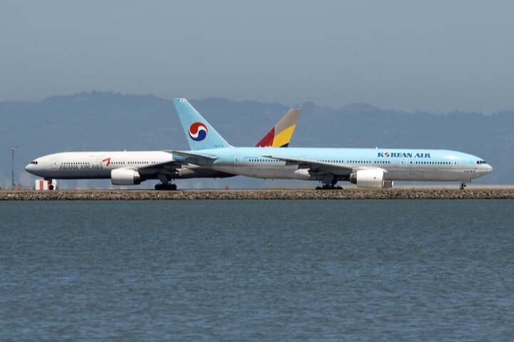 大韓航空機とアシアナ航空機