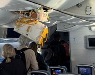 「天井に人が刺さった」「垂直に落ちた」── 再び起きた「超」乱気流と恐怖と混乱の機内