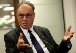 英中銀、原油高対応急がず　物価目標達成は後ずれ＝ベイリー総裁