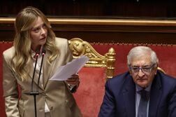 米ロ軽油合意「極めて危険」、対ロ制裁弱めると伊首相