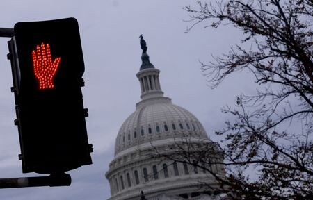 米国では１０月、政界関係者の物議を醸す私的チャットが相次いで流出し、波紋が広がっている。２０２４年１１月、ワシントンで撮影（２０２５年　ロイター/Hannah McKay）